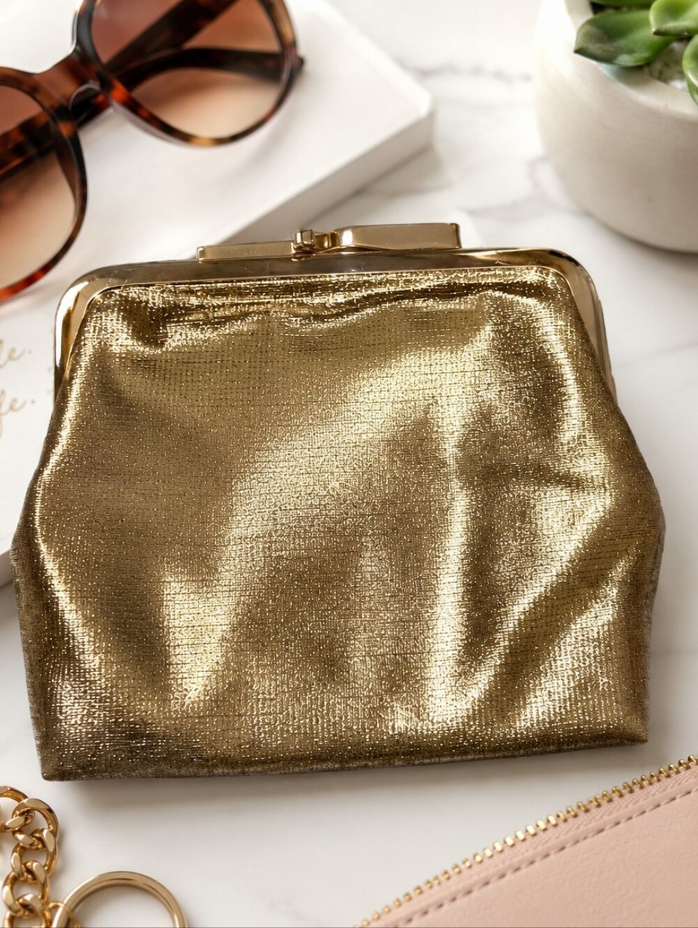 Vintage Gold Metallic Kiss Lock Coin Purse Small Evening Bag 4.75"